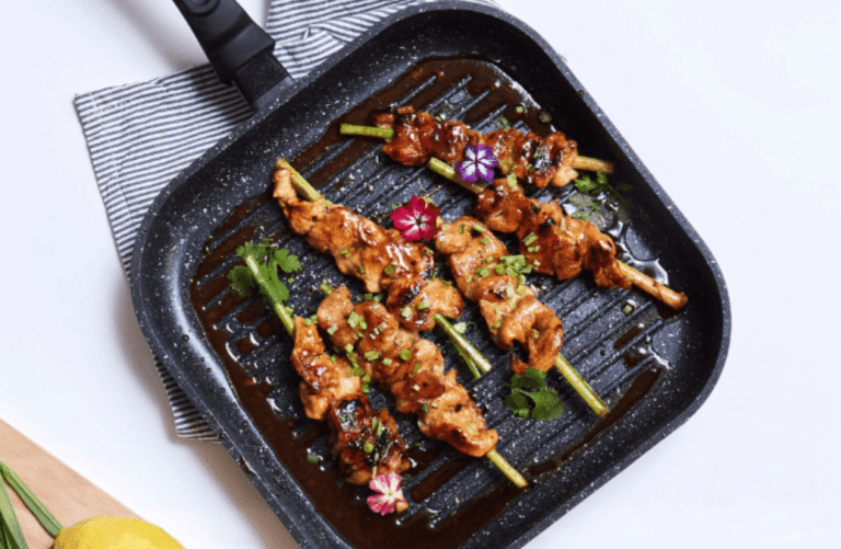 Brochettes de Poulet Sautées à la Citronnelle