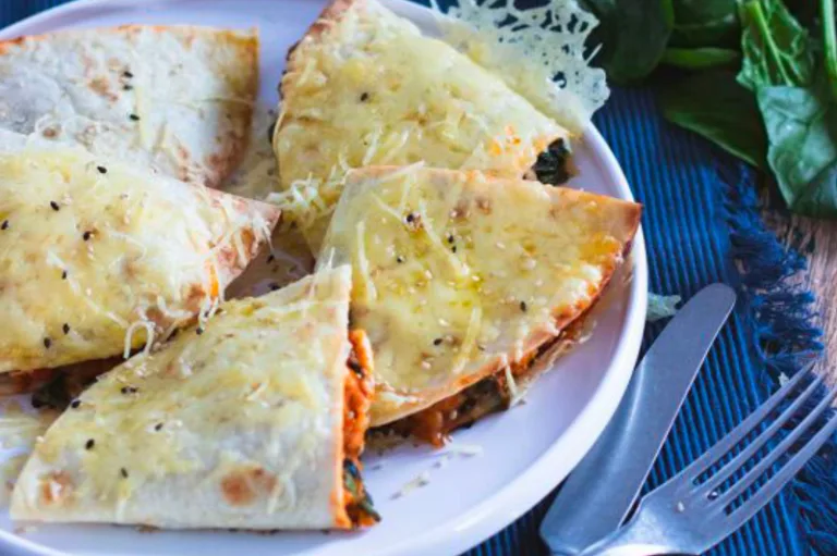 Quesadillas aux Pousses d'Épinard, Poulet et Fromage