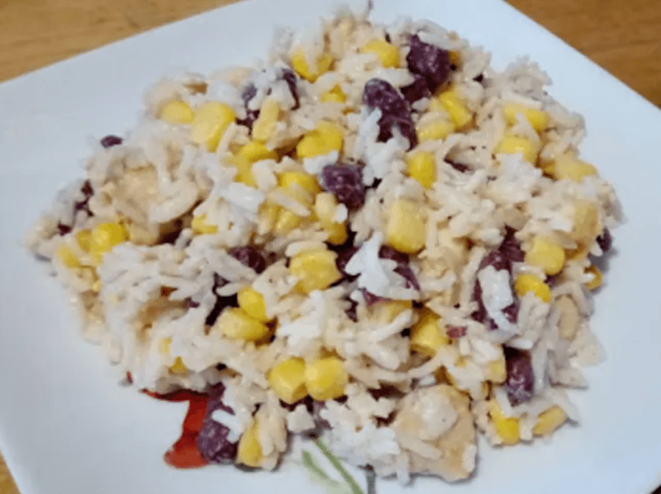 Salade de riz au poulet et haricots rouges