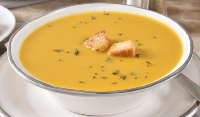 Soupe moulinée butternut et poireaux