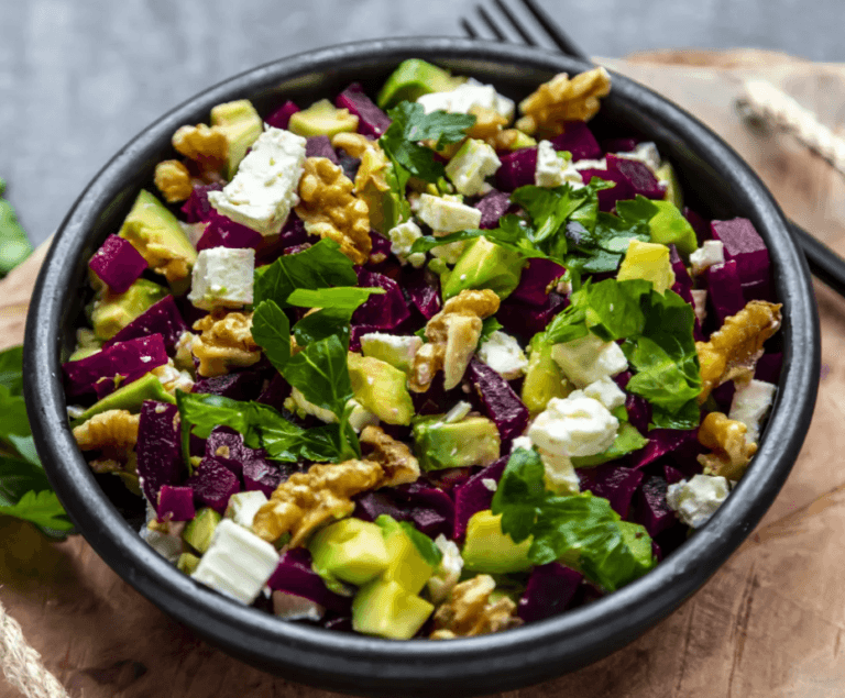 salade de betteraves à l’avocat et au bleu