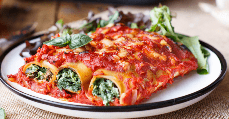 Cannellonis Ricotta et Épinards à la Sauce Tomate