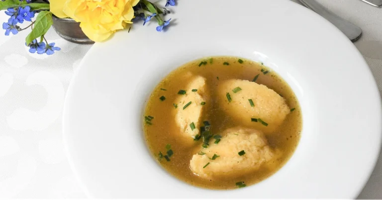 Soupe à l'oignon gratinée maison